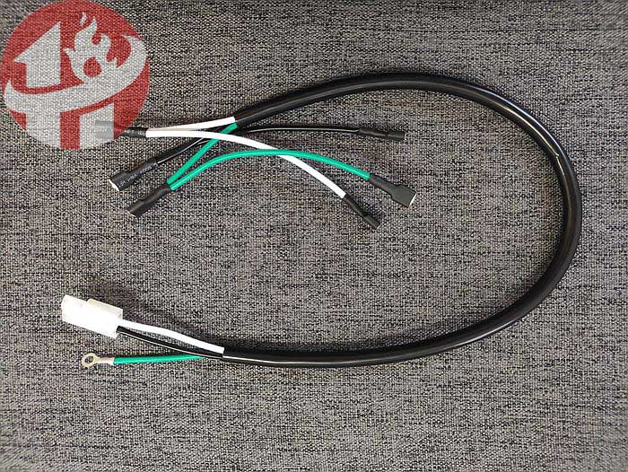 電源線(xiàn)連接線(xiàn)